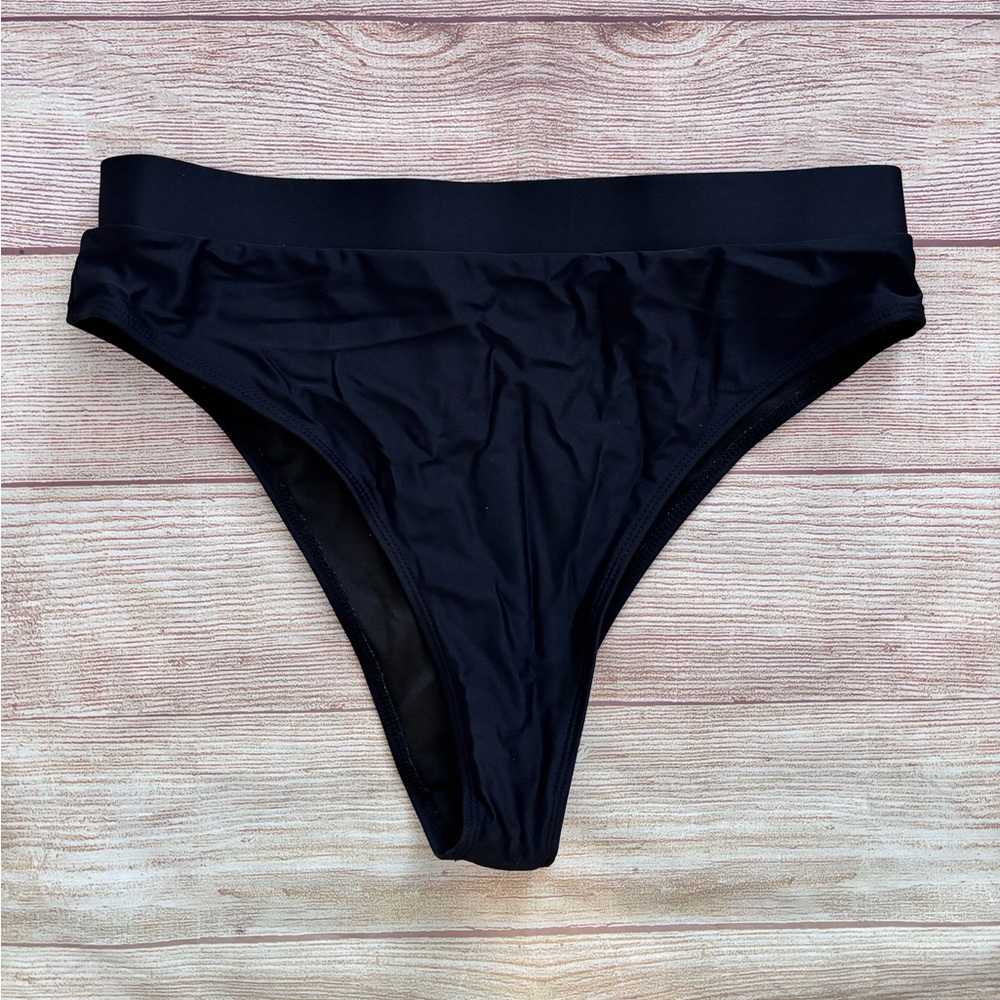 Black High-Cut cheeky Bikini Bottom